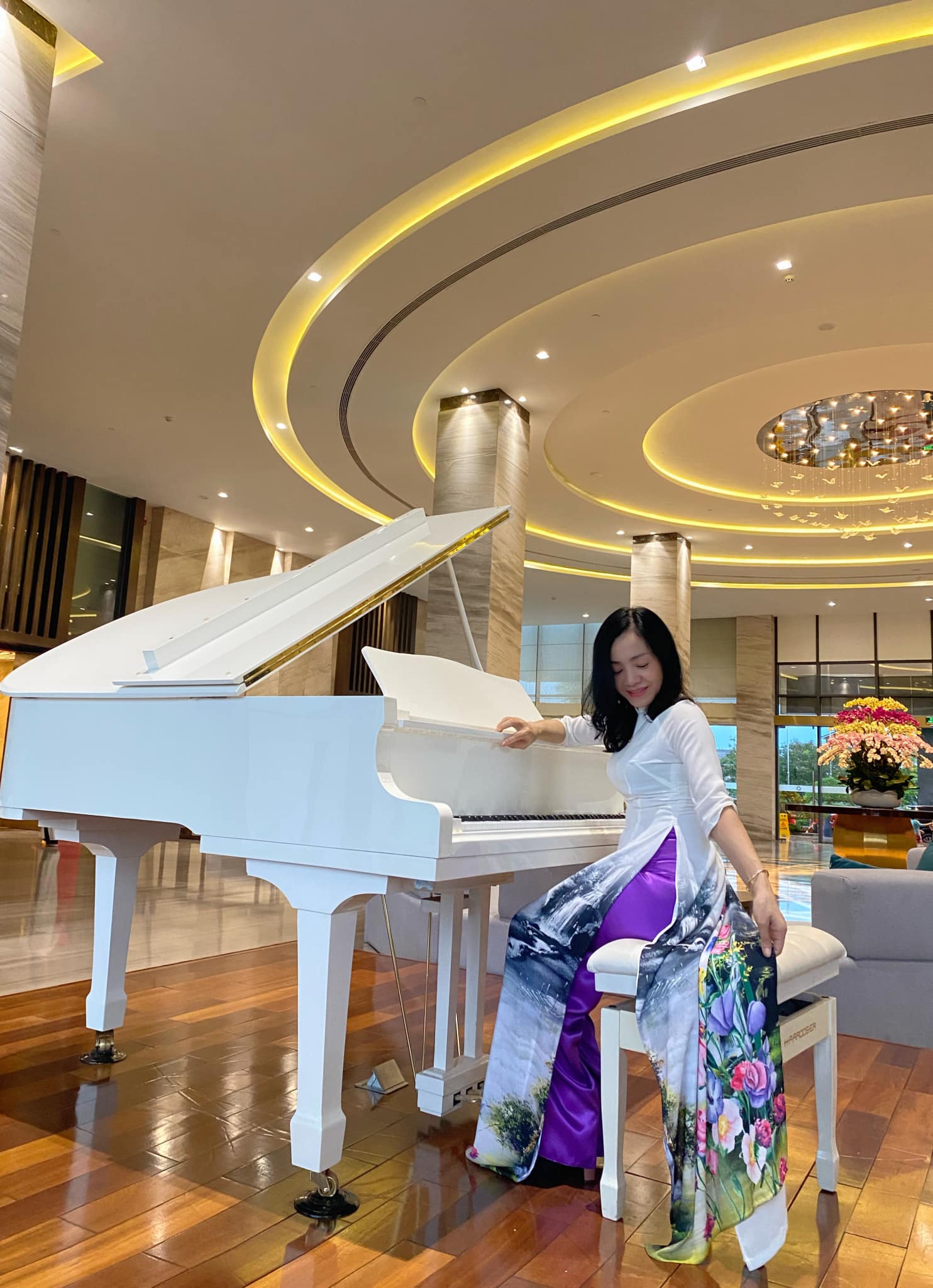 Thu Hiền Riori