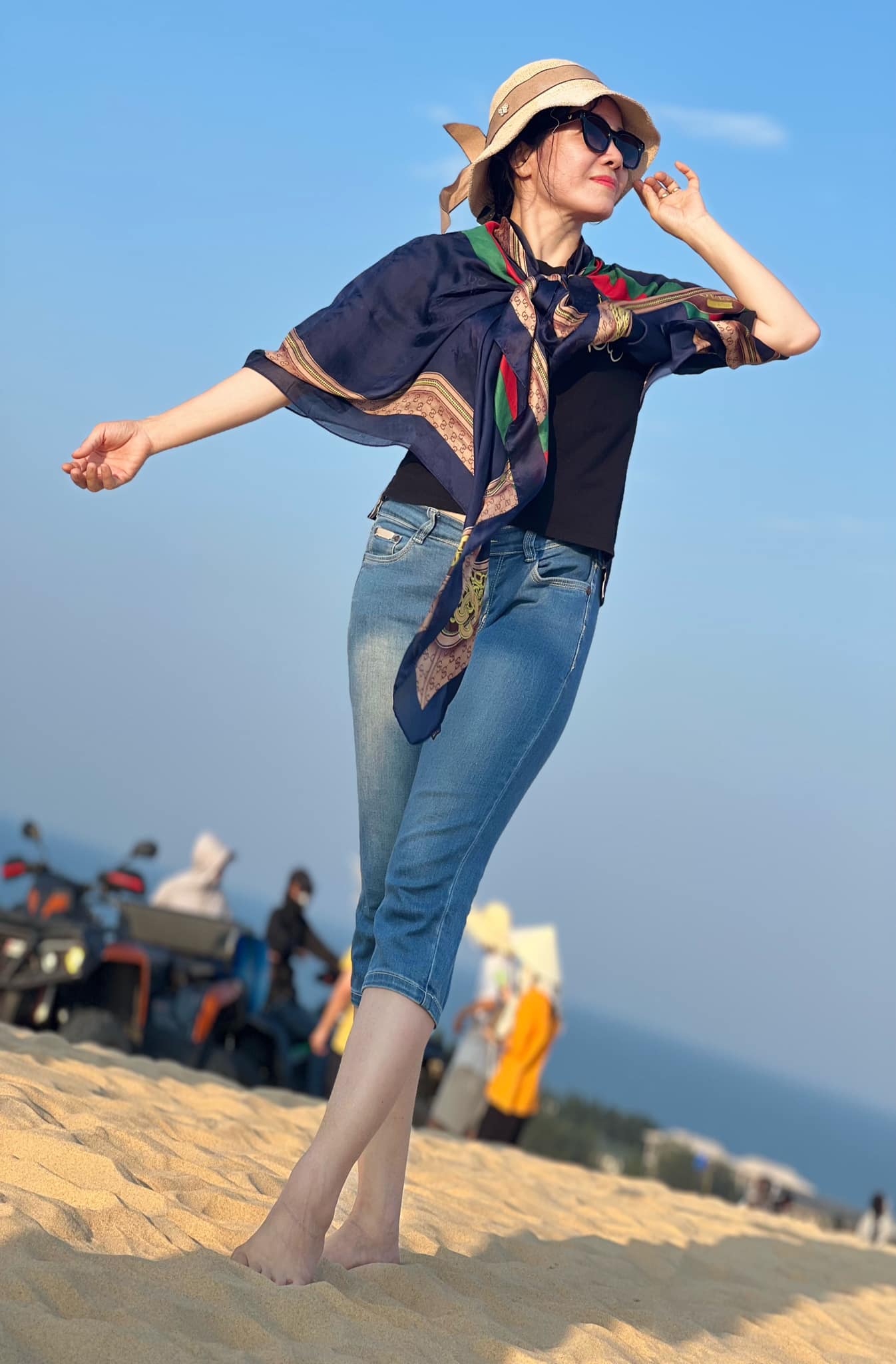 Hồ Hải Duyên Thu Hiền Riori