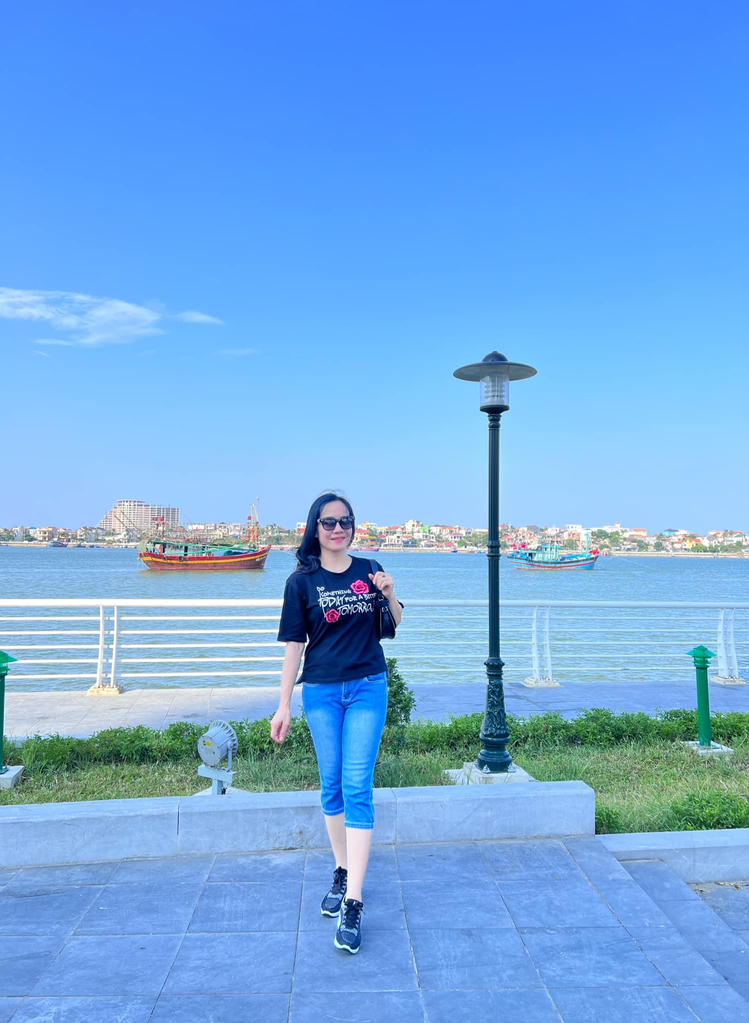 Hồ Hải Duyên Thu Hiền Riori