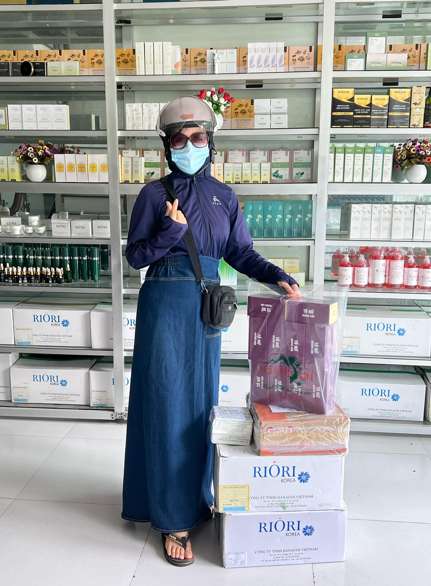 Hồ Hải Duyên Thu Hiền Riori