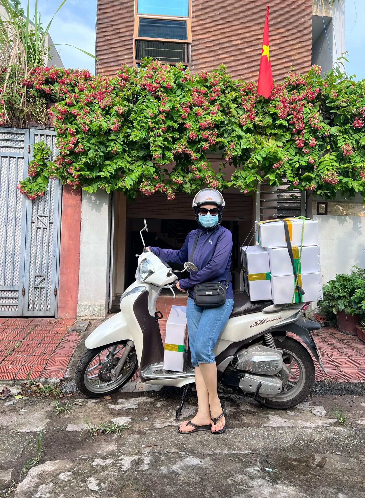 Hồ Hải Duyên Thu Hiền Riori