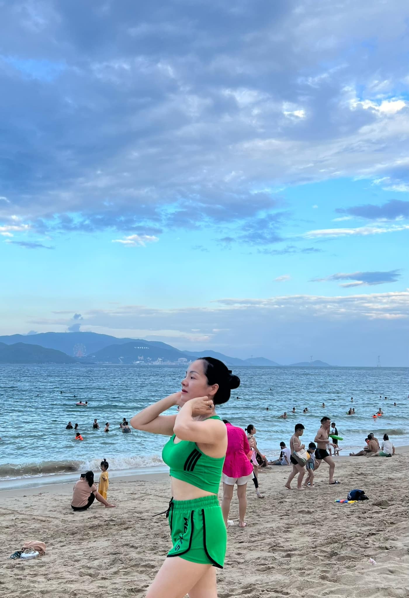 Hồ Hải Duyên Thu Hiền Riori