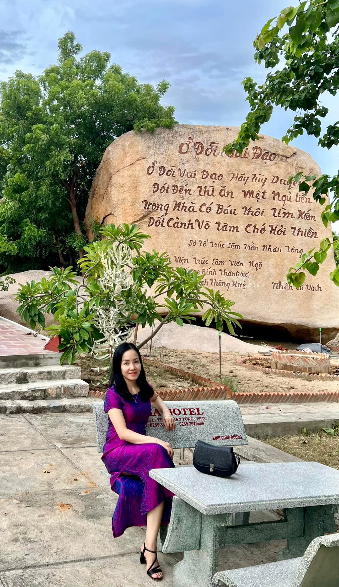 Hồ Hải Duyên Thu Hiền Riori