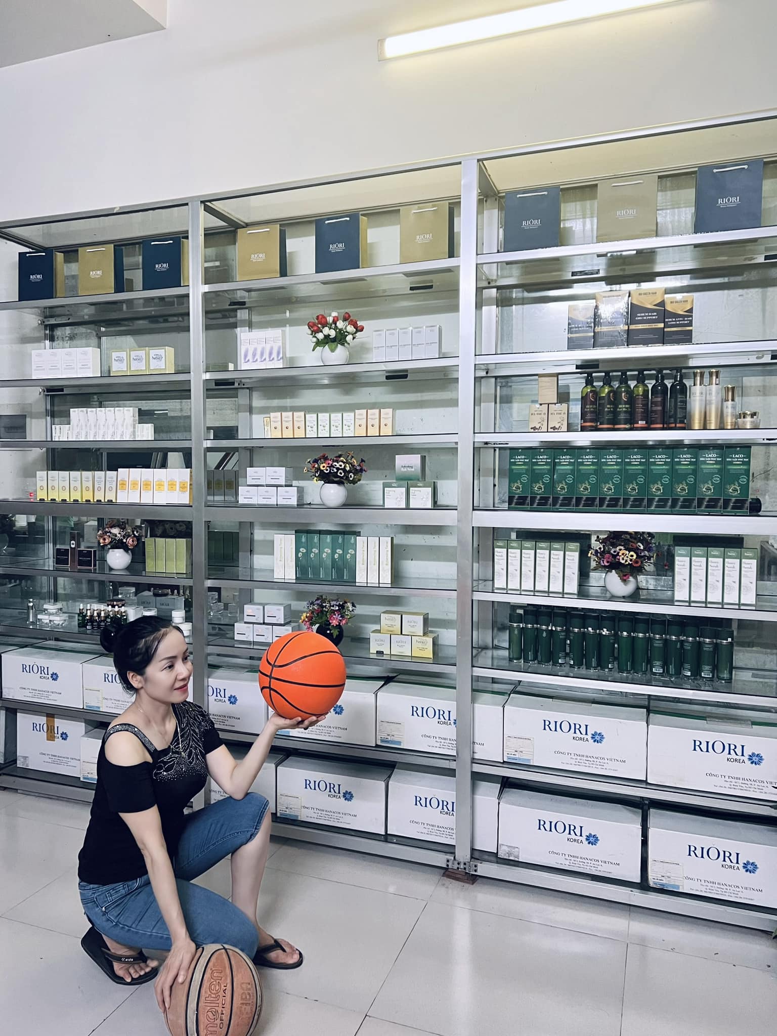 Hồ Hải Duyên Thu Hiền Riori