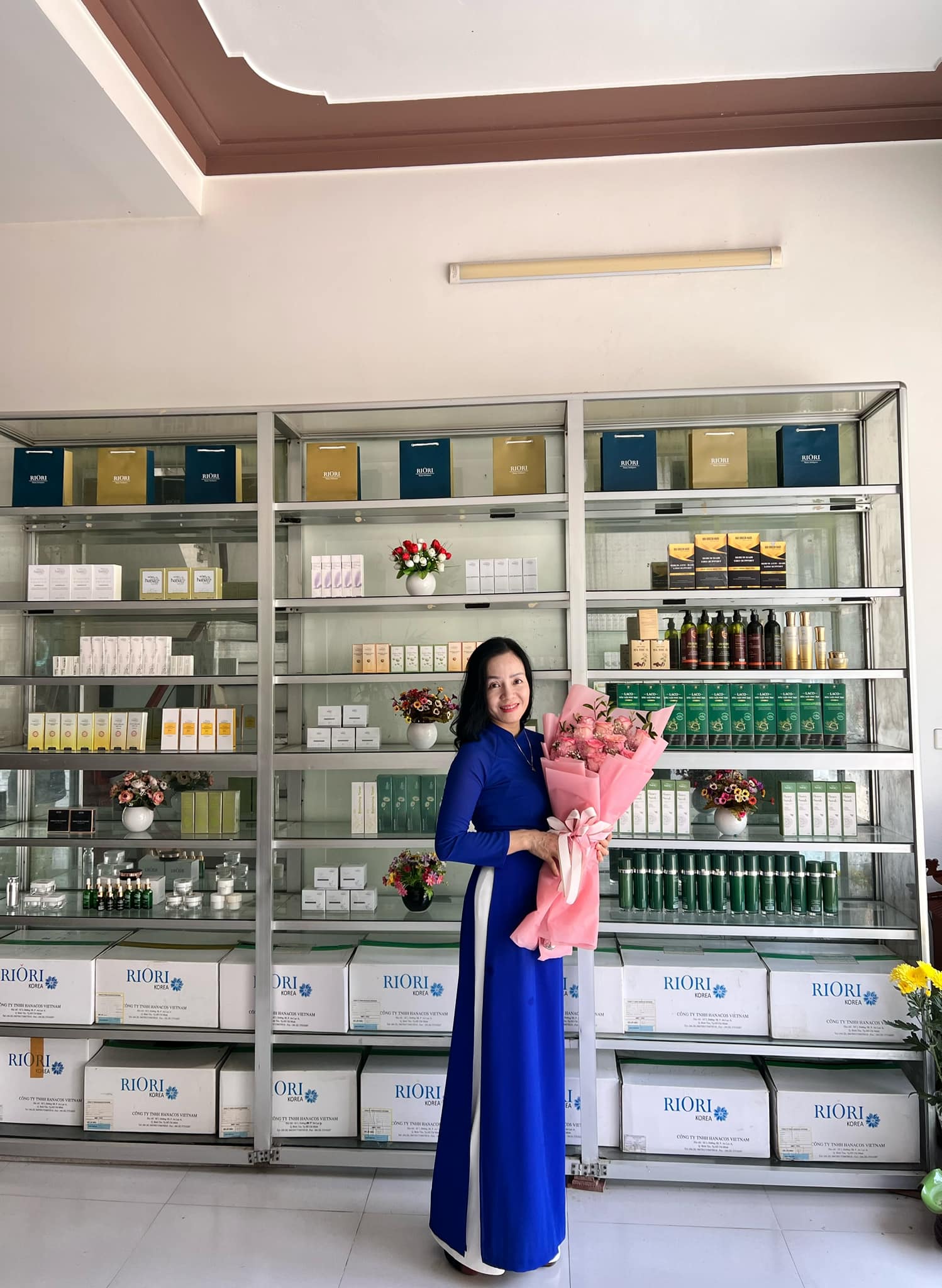 Hồ Hải Duyên Thu Hiền Riori