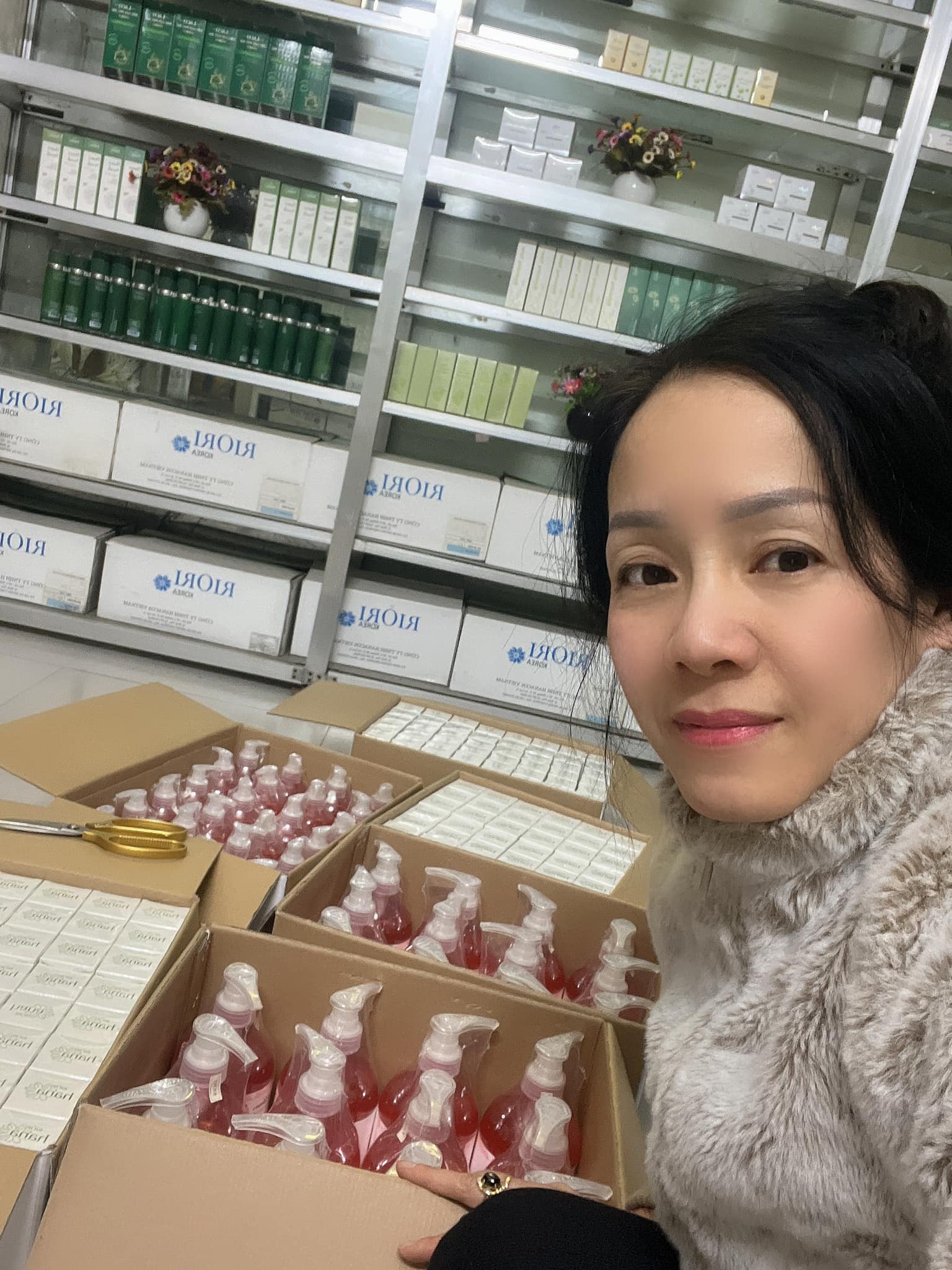 Hồ Hải Duyên Thu Hiền Riori