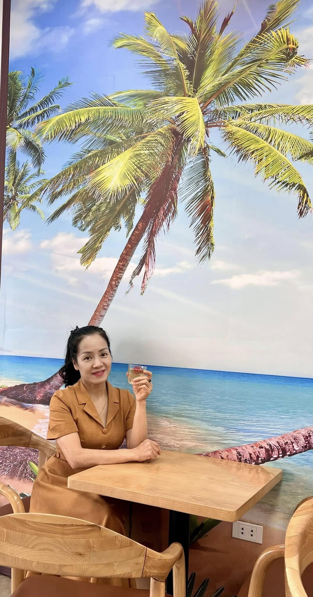 Hồ Hải Duyên Thu Hiền Riori