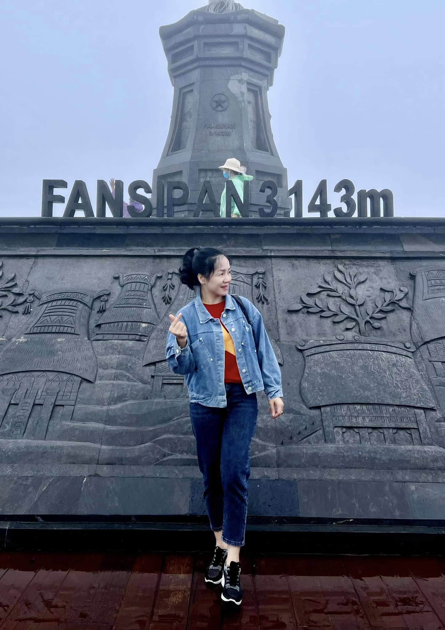 Hồ Hải Duyên Thu Hiền Riori