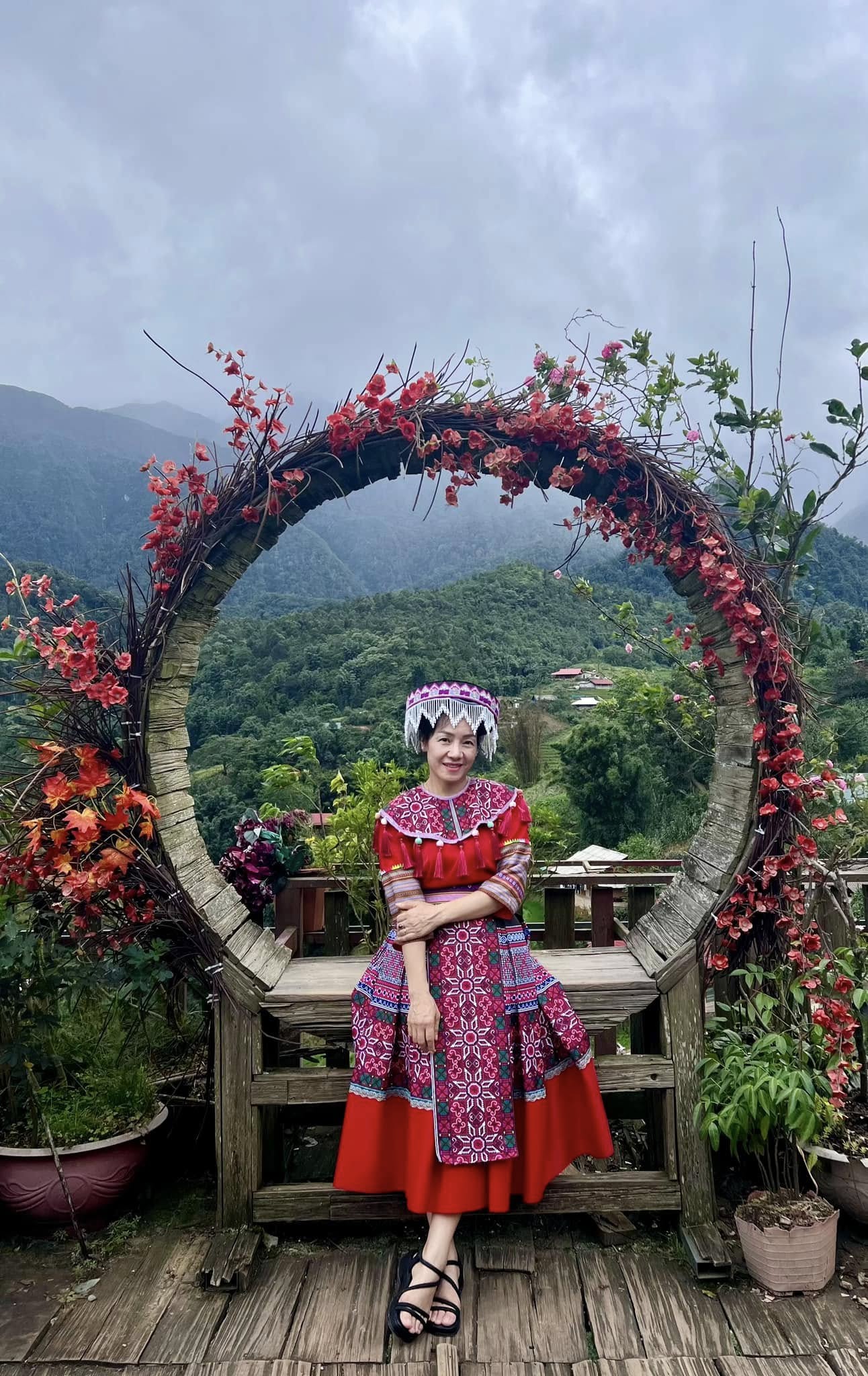 Hồ Hải Duyên Thu Hiền Riori
