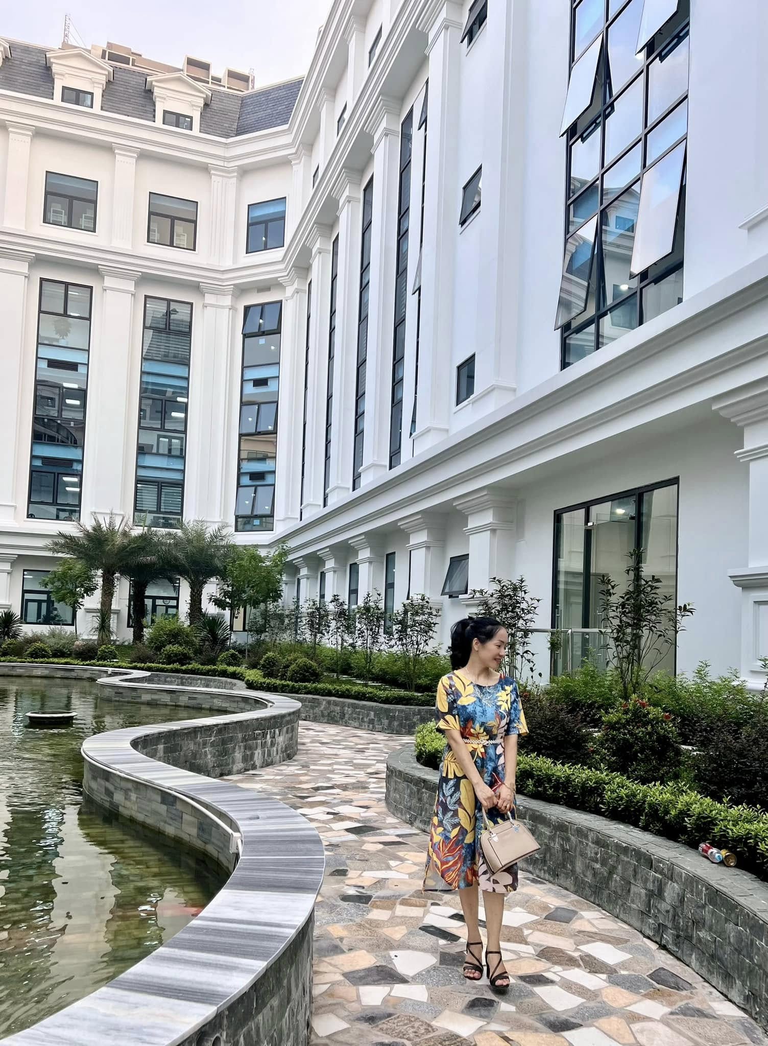 Hồ Hải Duyên Thu Hiền Riori