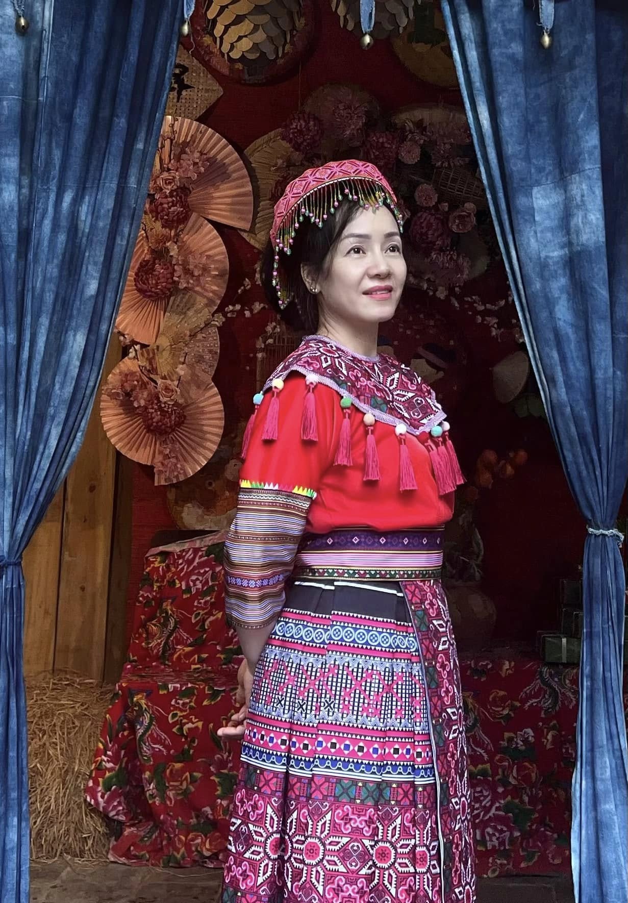 Hồ Hải Duyên Thu Hiền Riori