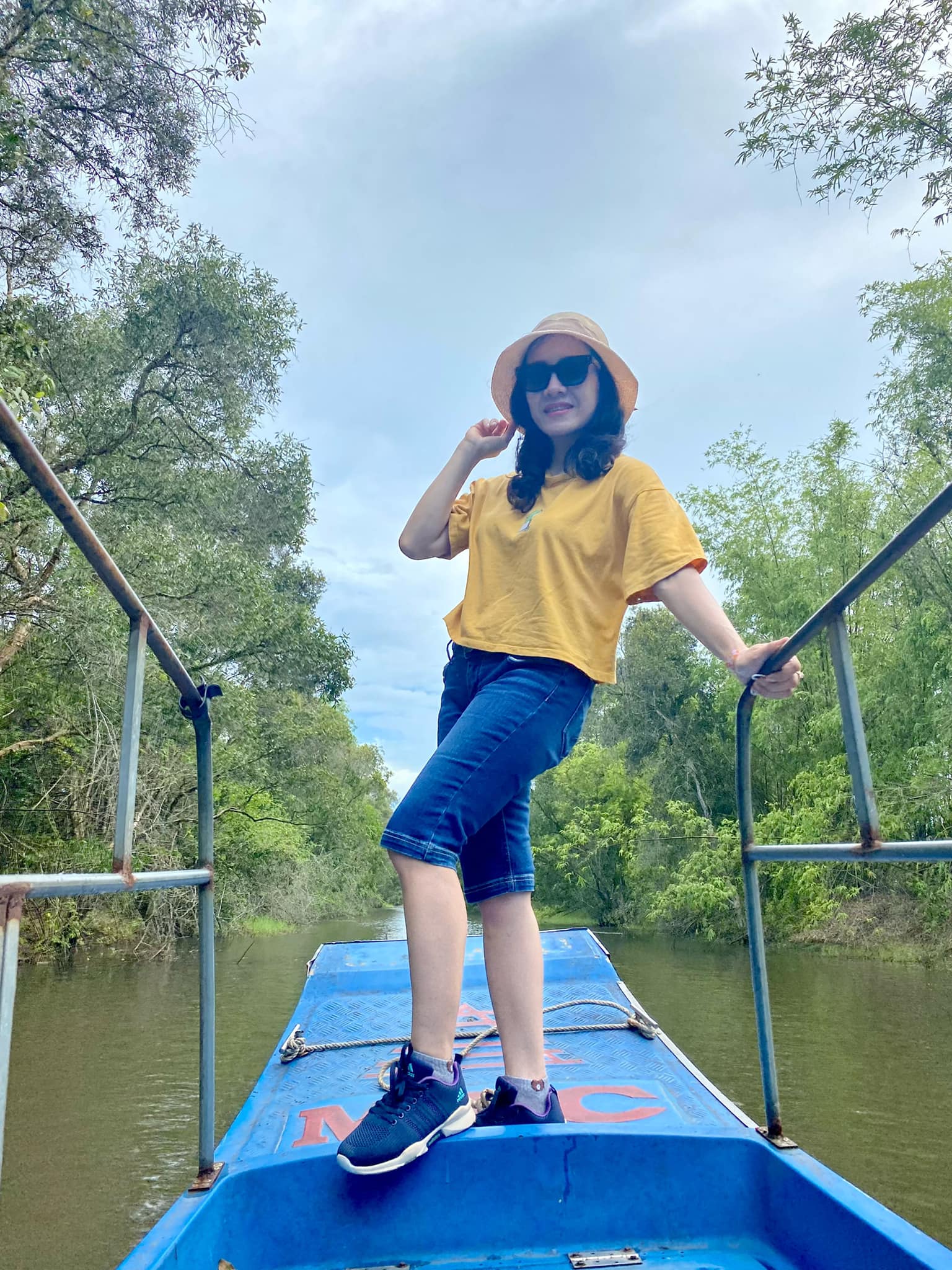 Giày thể thao cô chủ Shop Thu Hiền RIORI