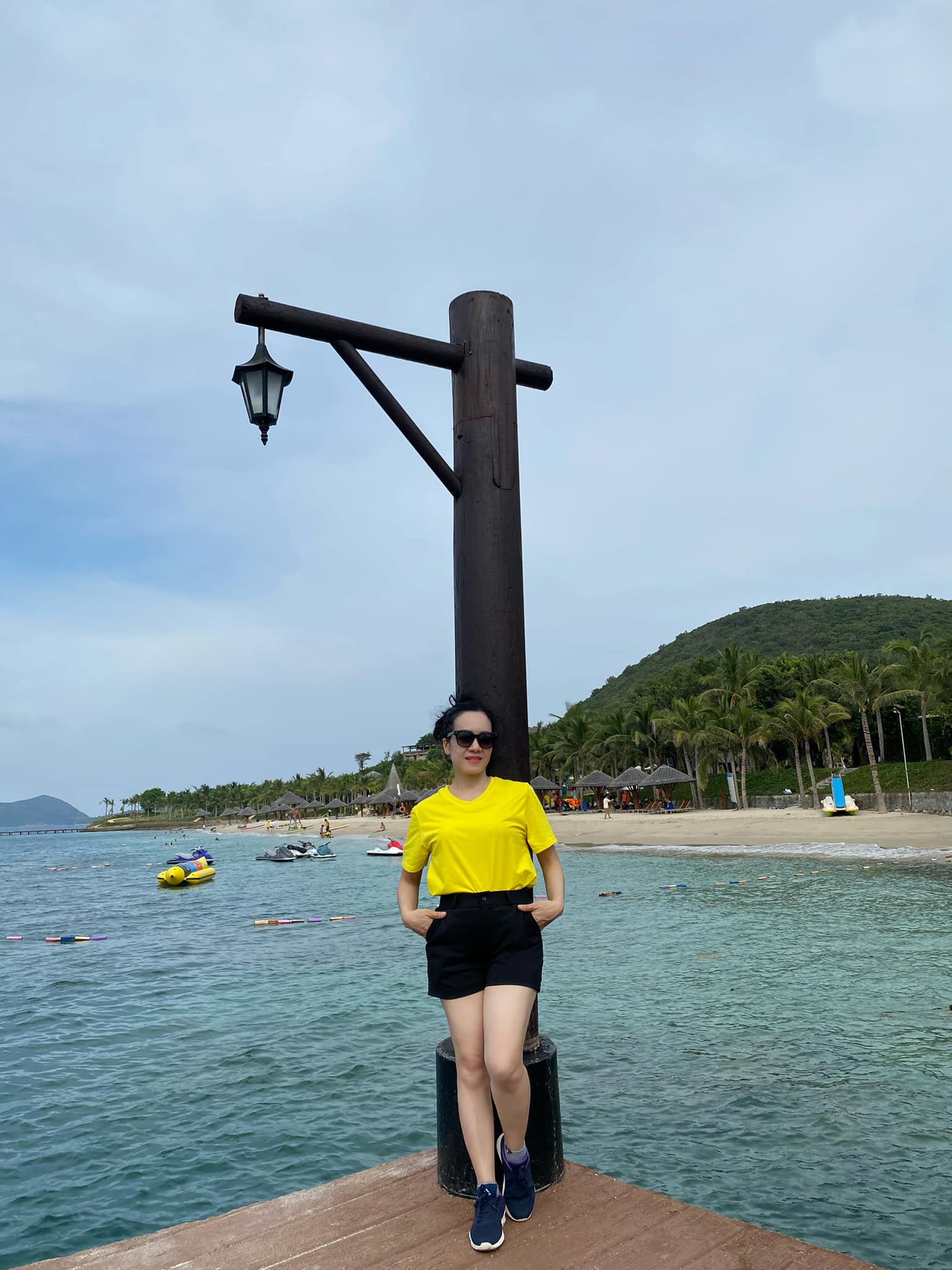 Giày thể thao cô chủ Shop Thu Hiền RIORI